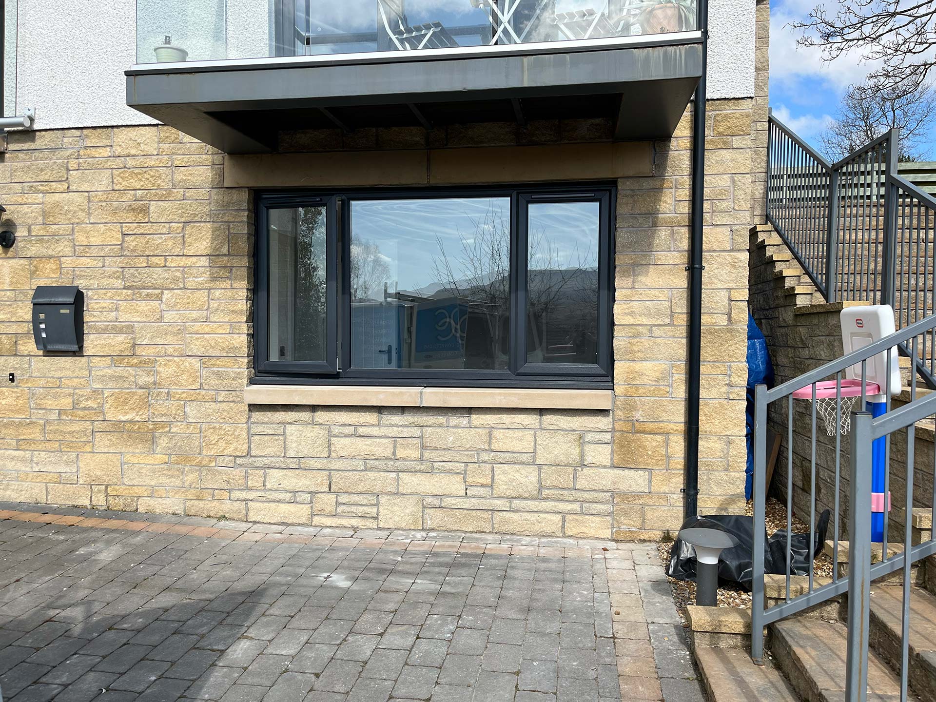 Bearsden integrated single garage conversion from outside